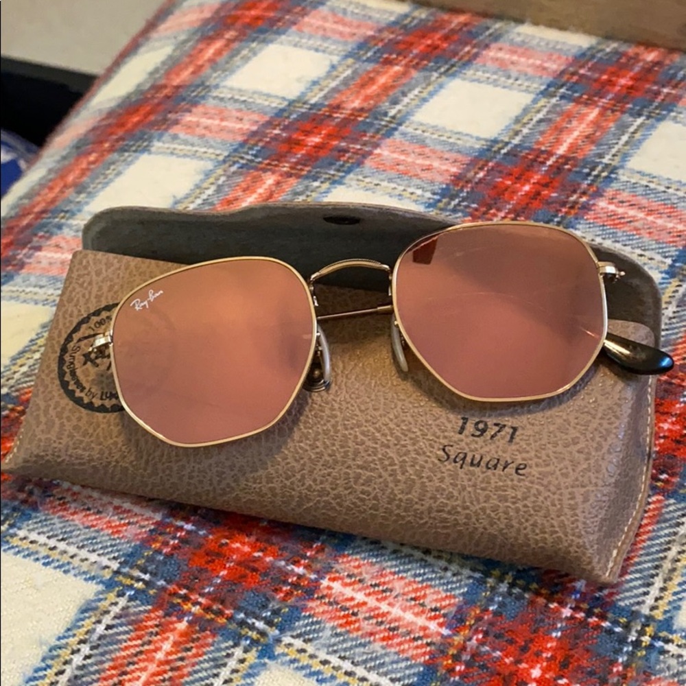 Ray Ban square sunglasses with pink lenses
